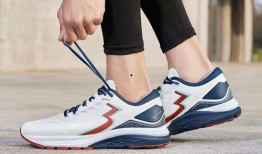 最新跑鞋爆料图片大全大图,最新跑鞋爆料图片大全大图赏析